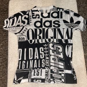 Adidas T-Shirt